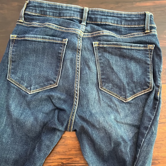 Old Navy Rockstar super skinny high rise - Picture 3 of 3